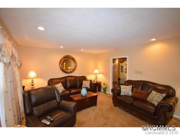 13 Evelake Drive - Photo 6