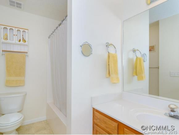 301 Waters Edge Drive - Photo 14