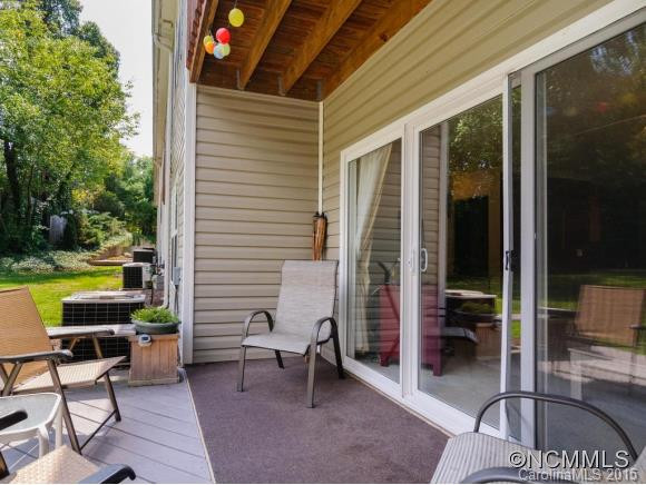 301 Waters Edge Drive - Photo 17