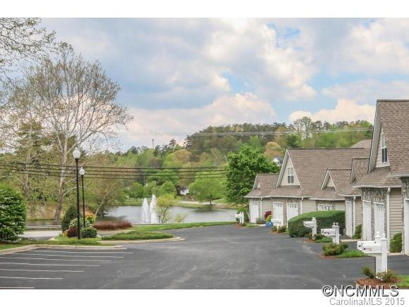 301 Waters Edge Drive - Photo 3