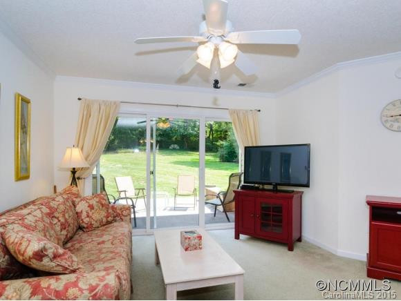 301 Waters Edge Drive - Photo 6