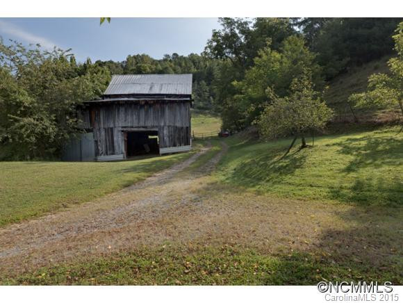 3808 Walnut Creek Road - Photo 2