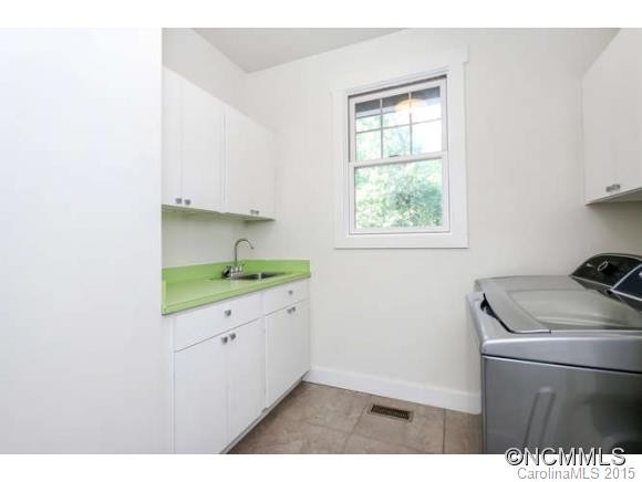 83 Oak Hollow Drive - Photo 6