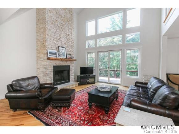 83 Oak Hollow Drive - Photo 7
