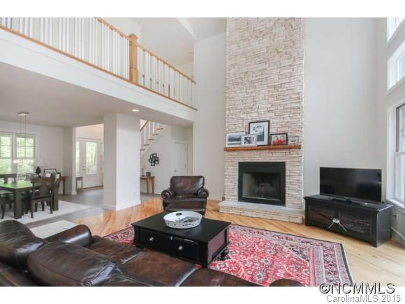 83 Oak Hollow Drive - Photo 8