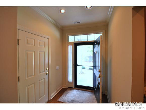 38 Muir Lane - Photo 2