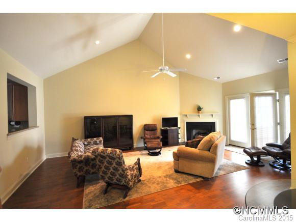 38 Muir Lane - Photo 3