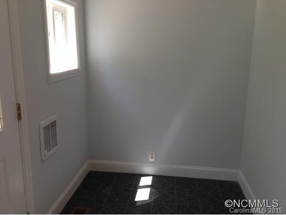 8 Oakcrest Place - Photo 12