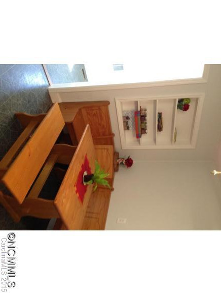 8 Oakcrest Place - Photo 4