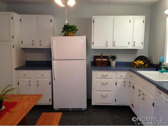 8 Oakcrest Place - Photo 5