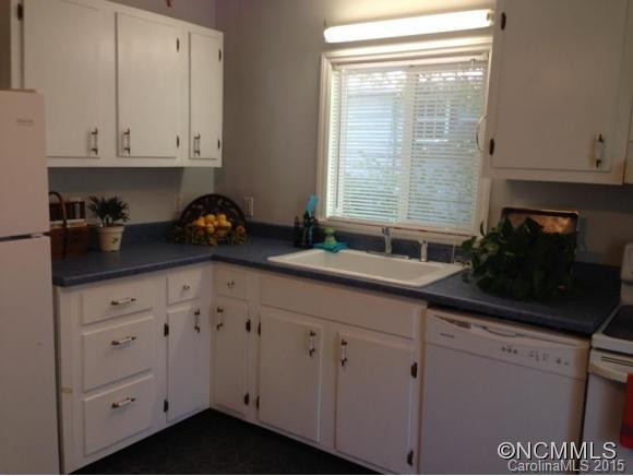 8 Oakcrest Place - Photo 6