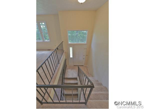 11 Wells Avenue - Photo 3