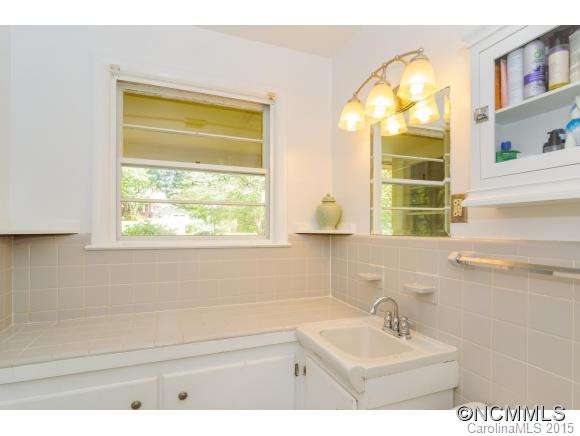 47 Sheridan Road - Photo 13