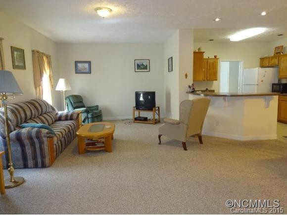 429 Sassafras Drive - Photo 2