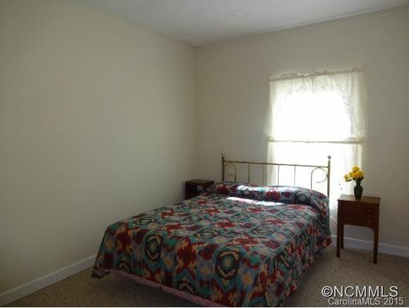 429 Sassafras Drive - Photo 11