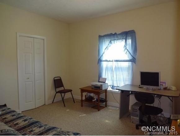 429 Sassafras Drive - Photo 10