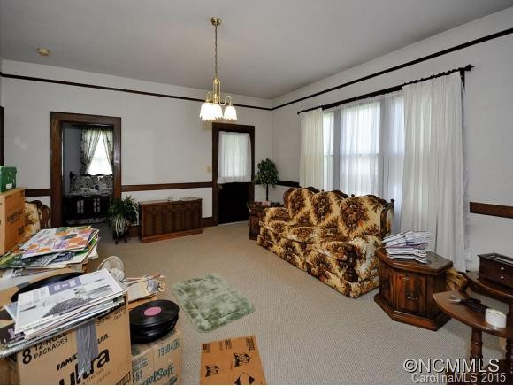132 Hendrix Street - Photo 2