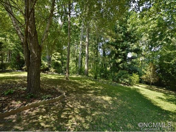 289 Foxcroft Drive - Photo 14