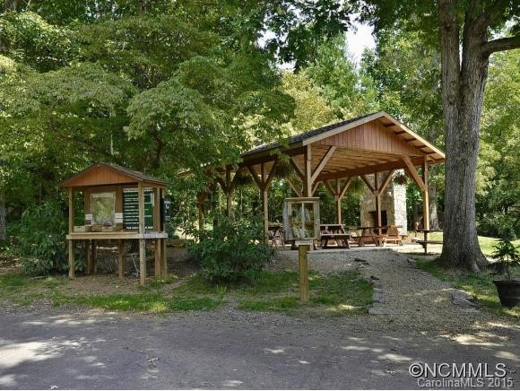 289 Foxcroft Drive - Photo 16
