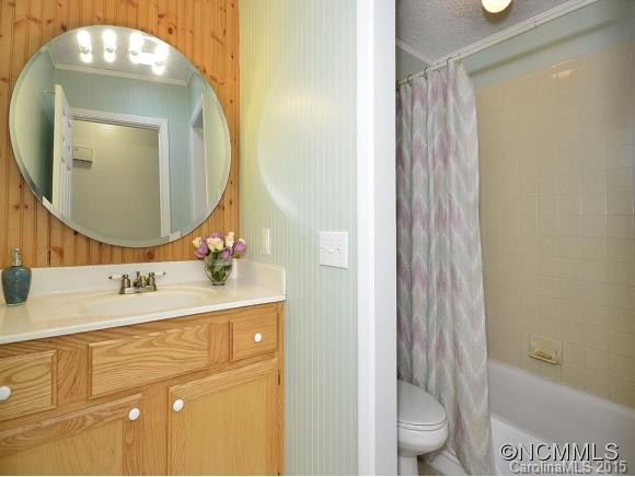289 Foxcroft Drive - Photo 10