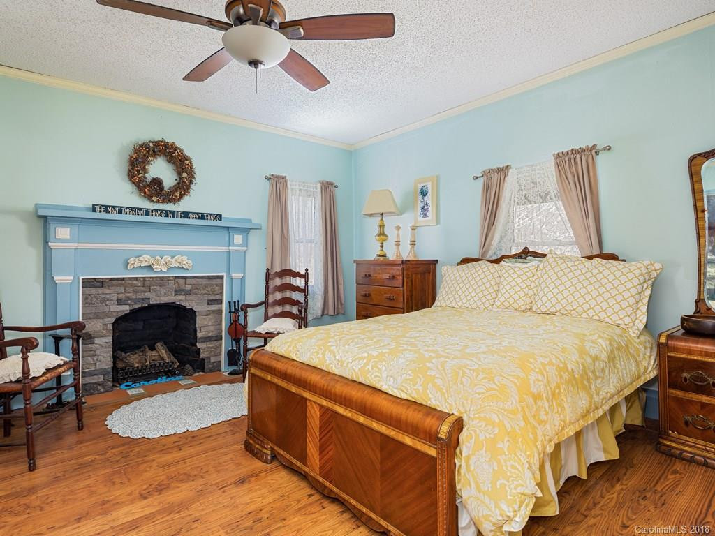 1295 Will Higgins Road - Photo 10