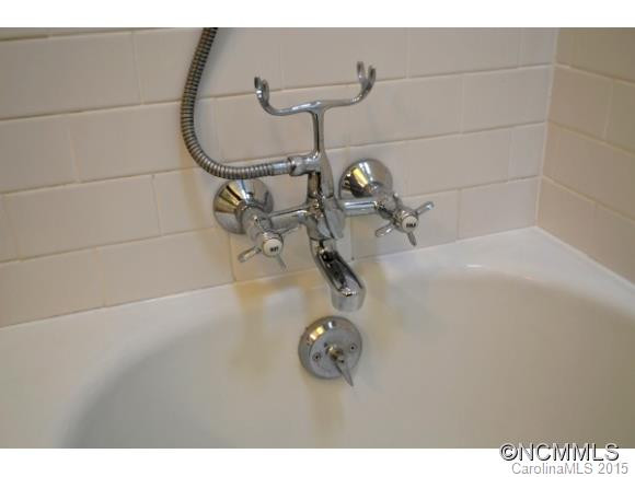 30 Monroe Place - Photo 12