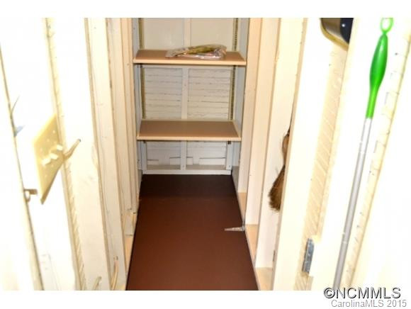 30 Monroe Place - Photo 19