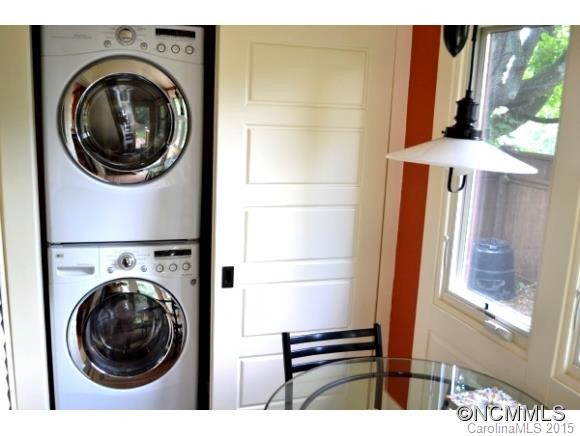 30 Monroe Place - Photo 20