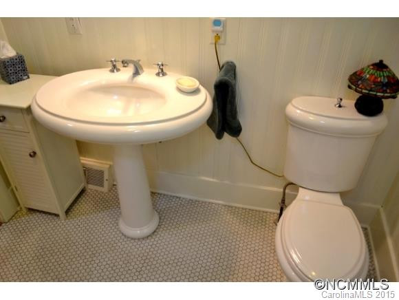 30 Monroe Place - Photo 10
