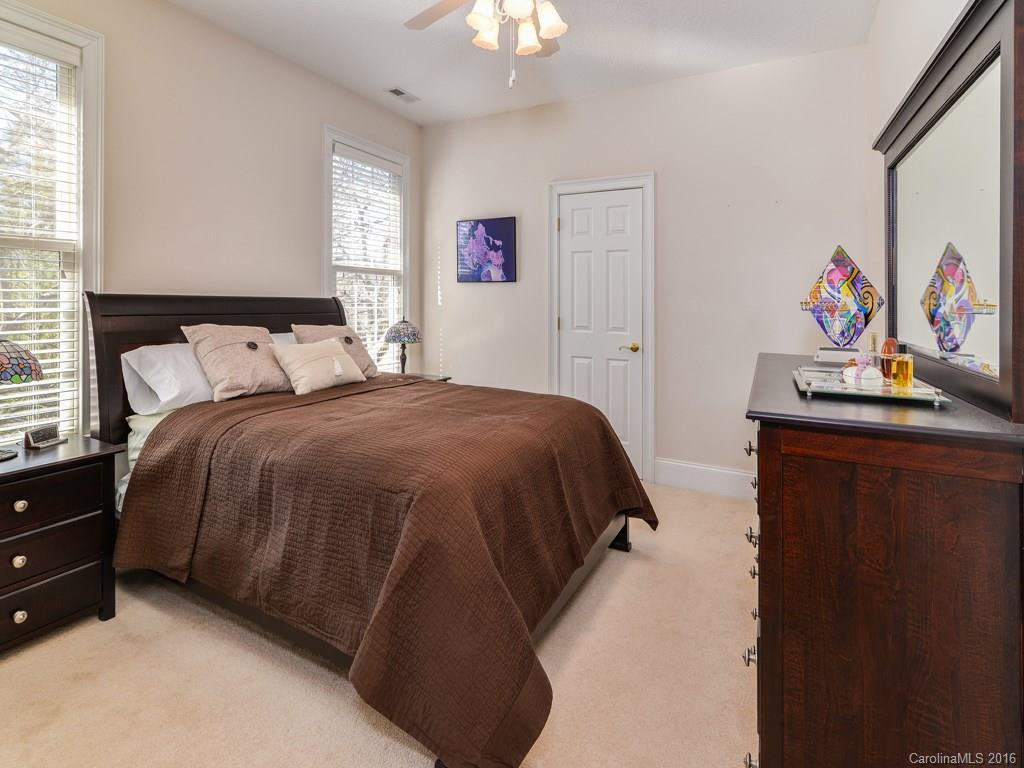 5 Cromwell Lane - Photo 16