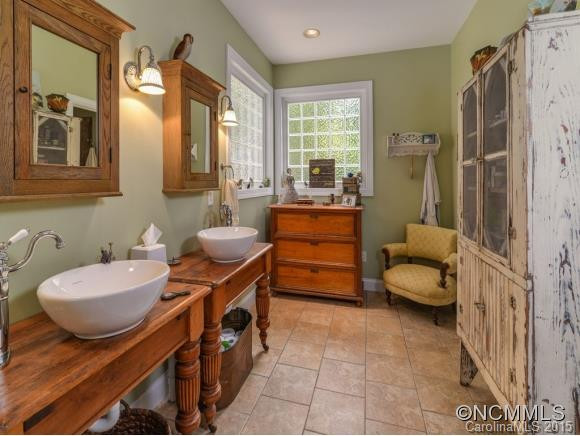34 Banks Town Road - Photo 9