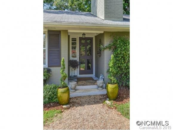 35 Summer Hill Drive - Photo 2