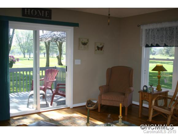 17 Southern Fairway Court - Photo 9