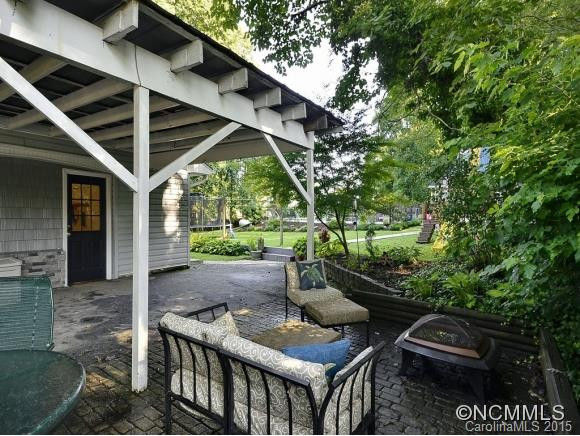 422 Hillcrest Circle - Photo 18