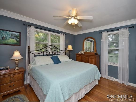 422 Hillcrest Circle - Photo 10