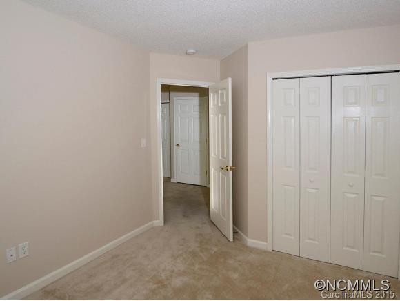 391 Highland Golf Drive - Photo 15