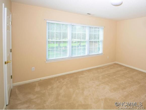 391 Highland Golf Drive - Photo 17