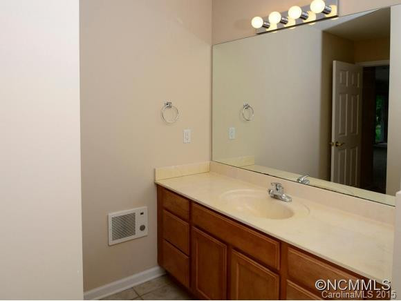 391 Highland Golf Drive - Photo 18
