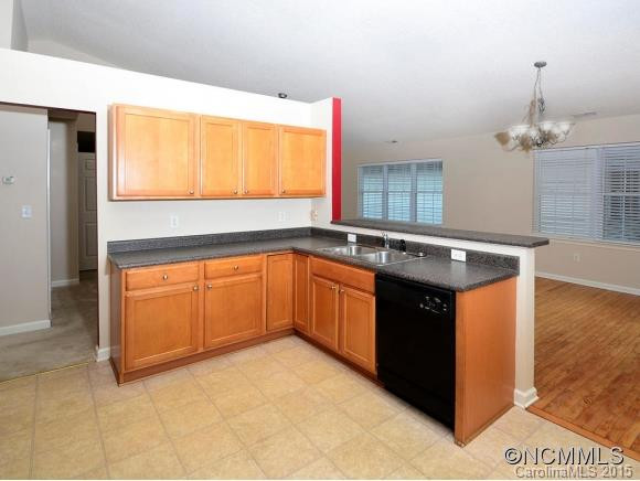 391 Highland Golf Drive - Photo 7