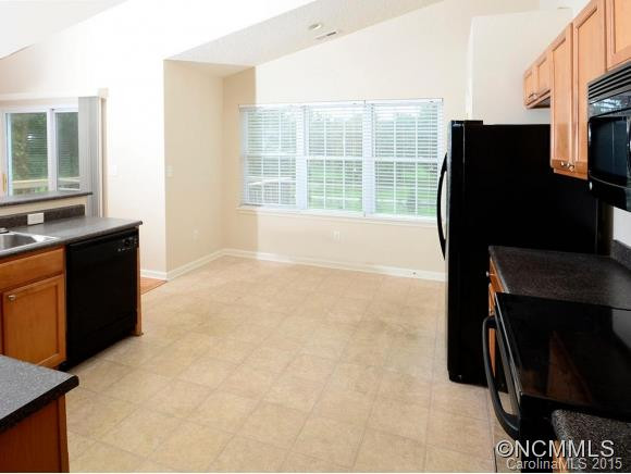 391 Highland Golf Drive - Photo 8