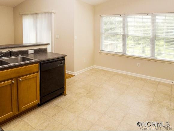 391 Highland Golf Drive - Photo 9