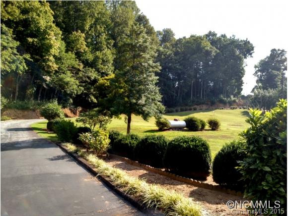 5995 Howard Gap Road - Photo 22
