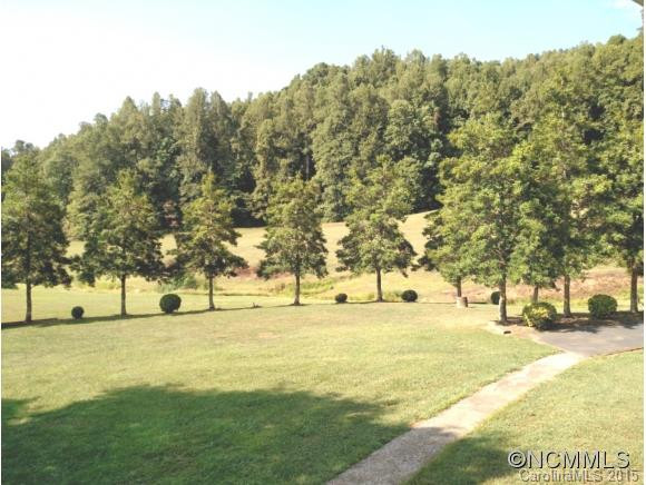 5995 Howard Gap Road - Photo 5