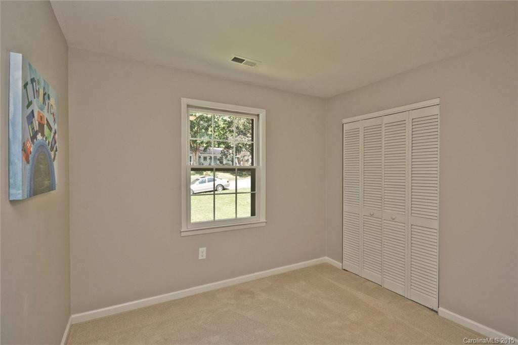 215 Summerglen - Photo 13