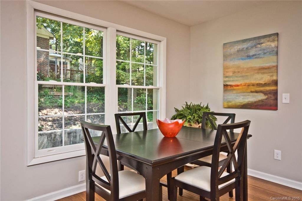 215 Summerglen - Photo 7