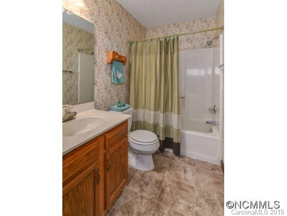 59 Ravencroft - Photo 16