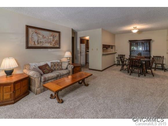 59 Ravencroft - Photo 4