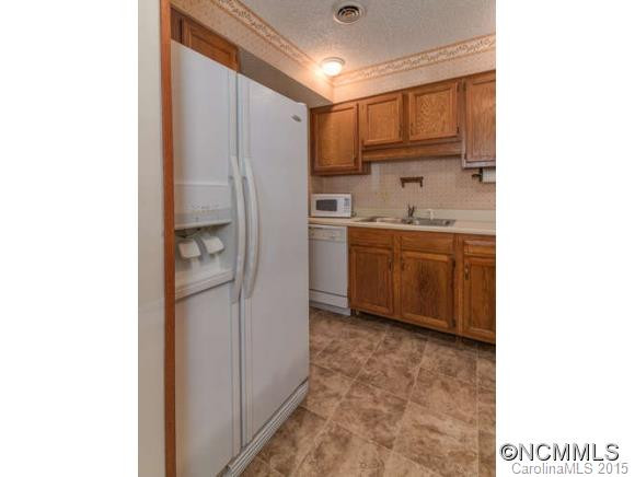 59 Ravencroft - Photo 9
