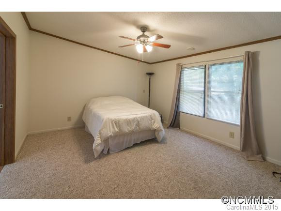 257 Laurelwood Lane - Photo 10