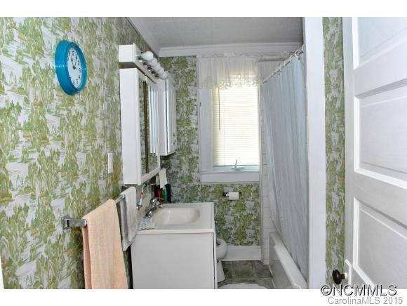 9 Salem Avenue - Photo 12